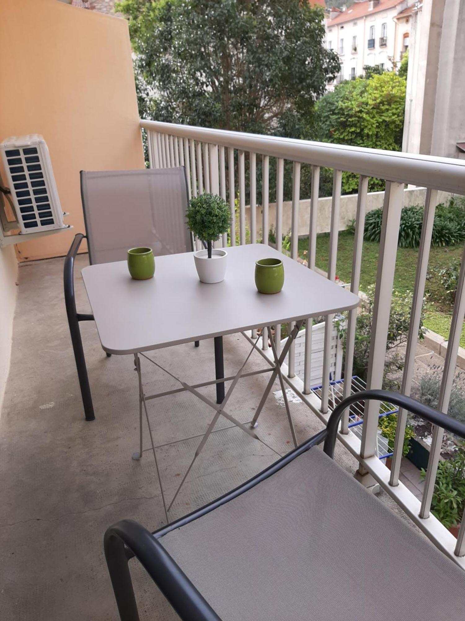 Beau studio avec balcon Amélie-les-Bains-Palalda Extérieur photo